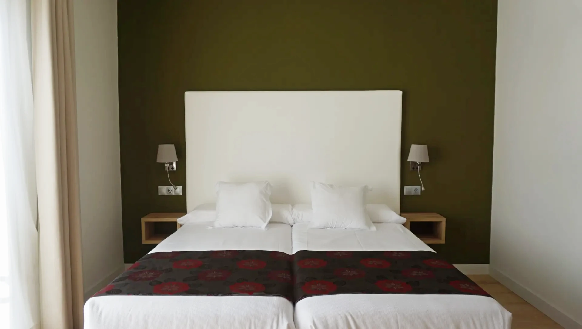 suite-deluxe2-1.webp